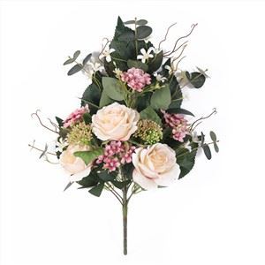 مصنوعی گلاب کے پھولوں کا گچھا۔